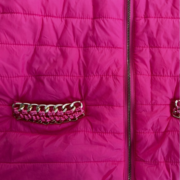 FRACOMINA Mini Vibrant Pink Quilted Jacket with Chain Detail size M - Picture 5 of 5